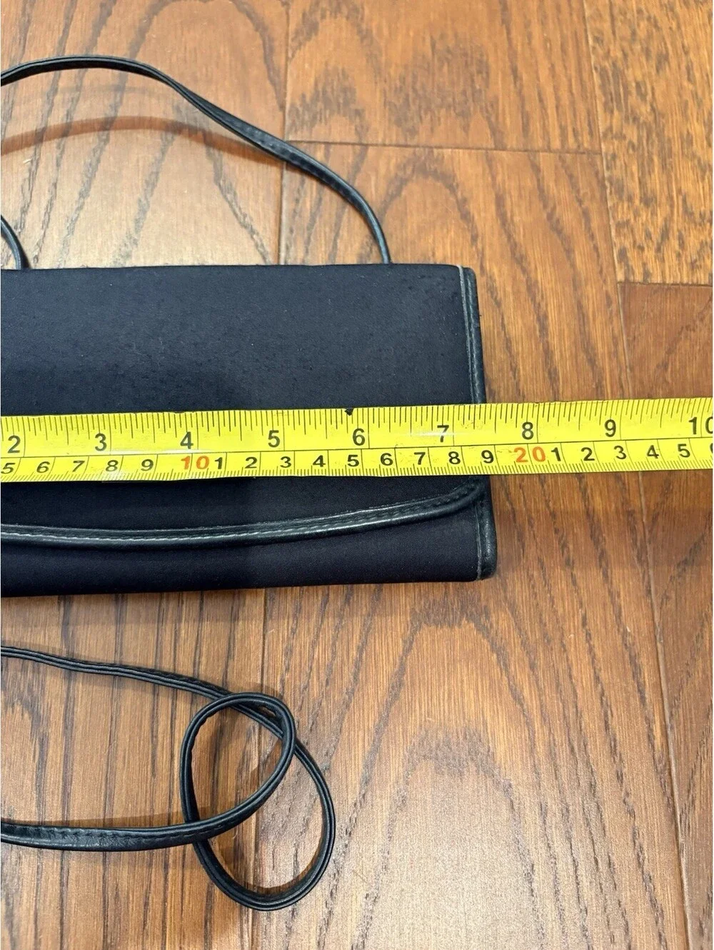 Coach swing wallet