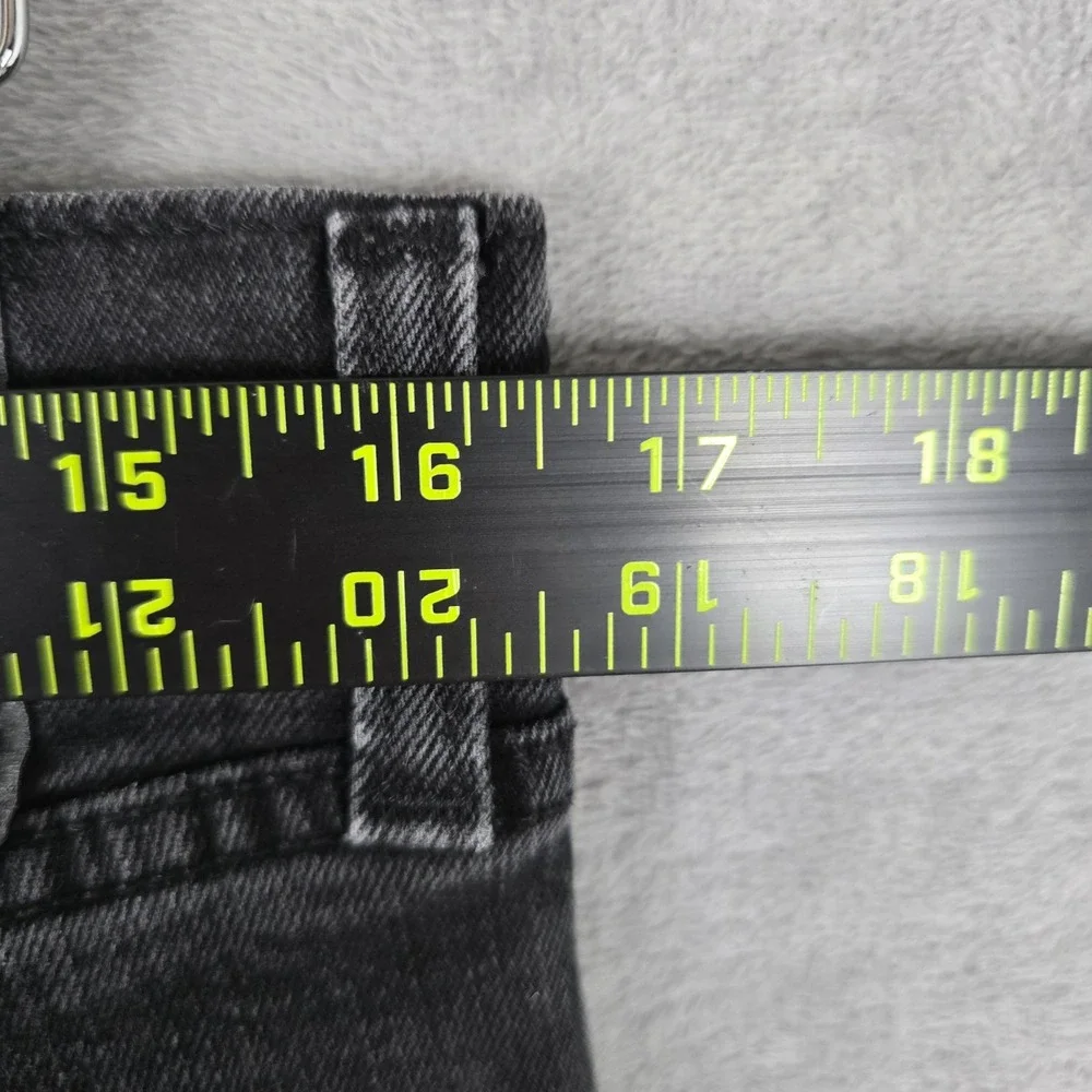Levis aesthetic hint standard