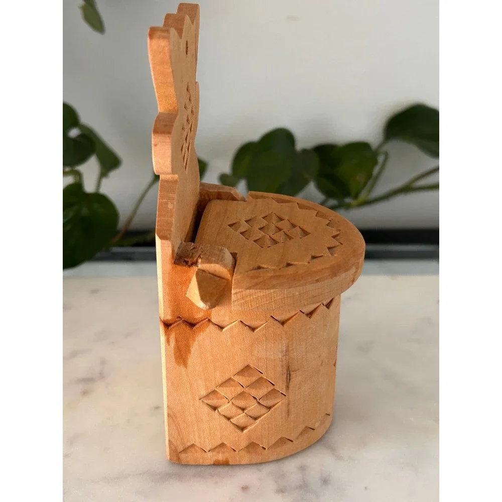 Vintage Milenium Krakow Polish Folk Art Carved Wood Salt Cellar Solniczka 1984