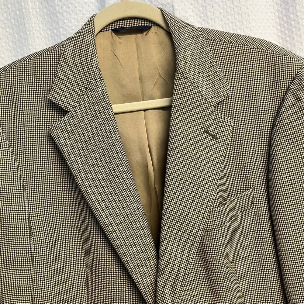 Loro Piana Brooks Brothers 100% Wool Men's‎ Blazer in Black & beige Houndstooth