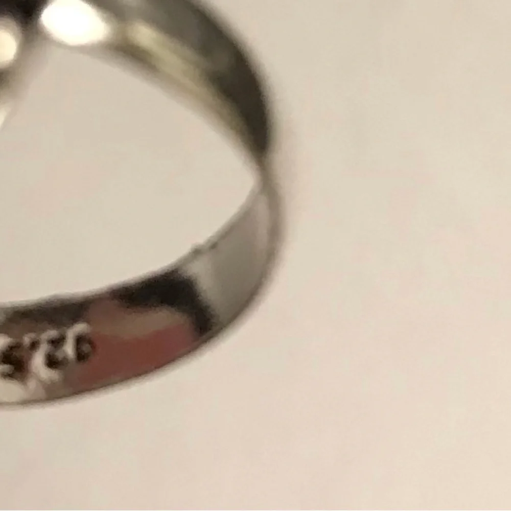925 Sterling Silver stunning 925