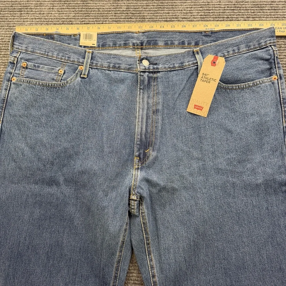 Levis levis 541