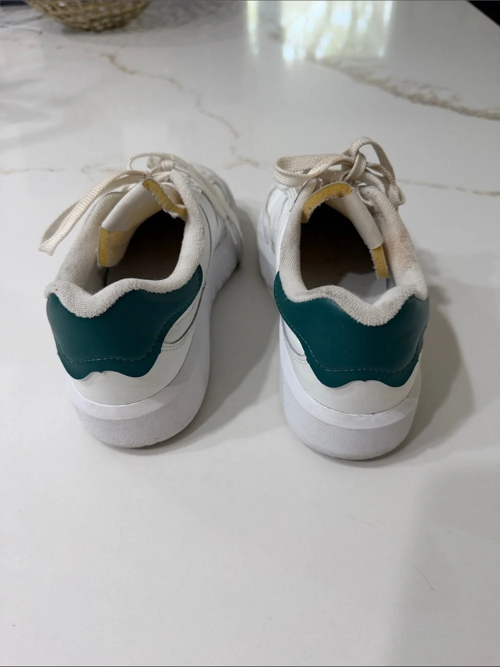 New Balance classic white