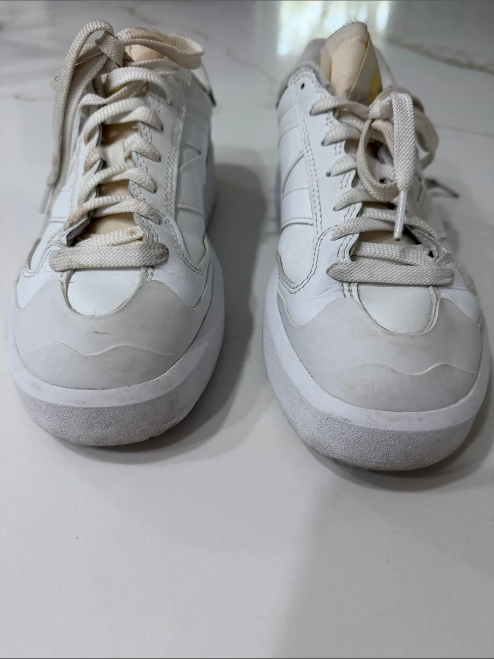 New Balance classic white