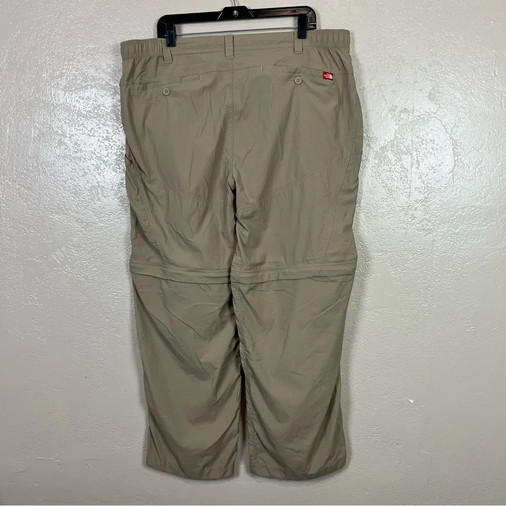The North Face Men's XXL Short Paramount  Convertible Pants-Shorts‎ Hiking