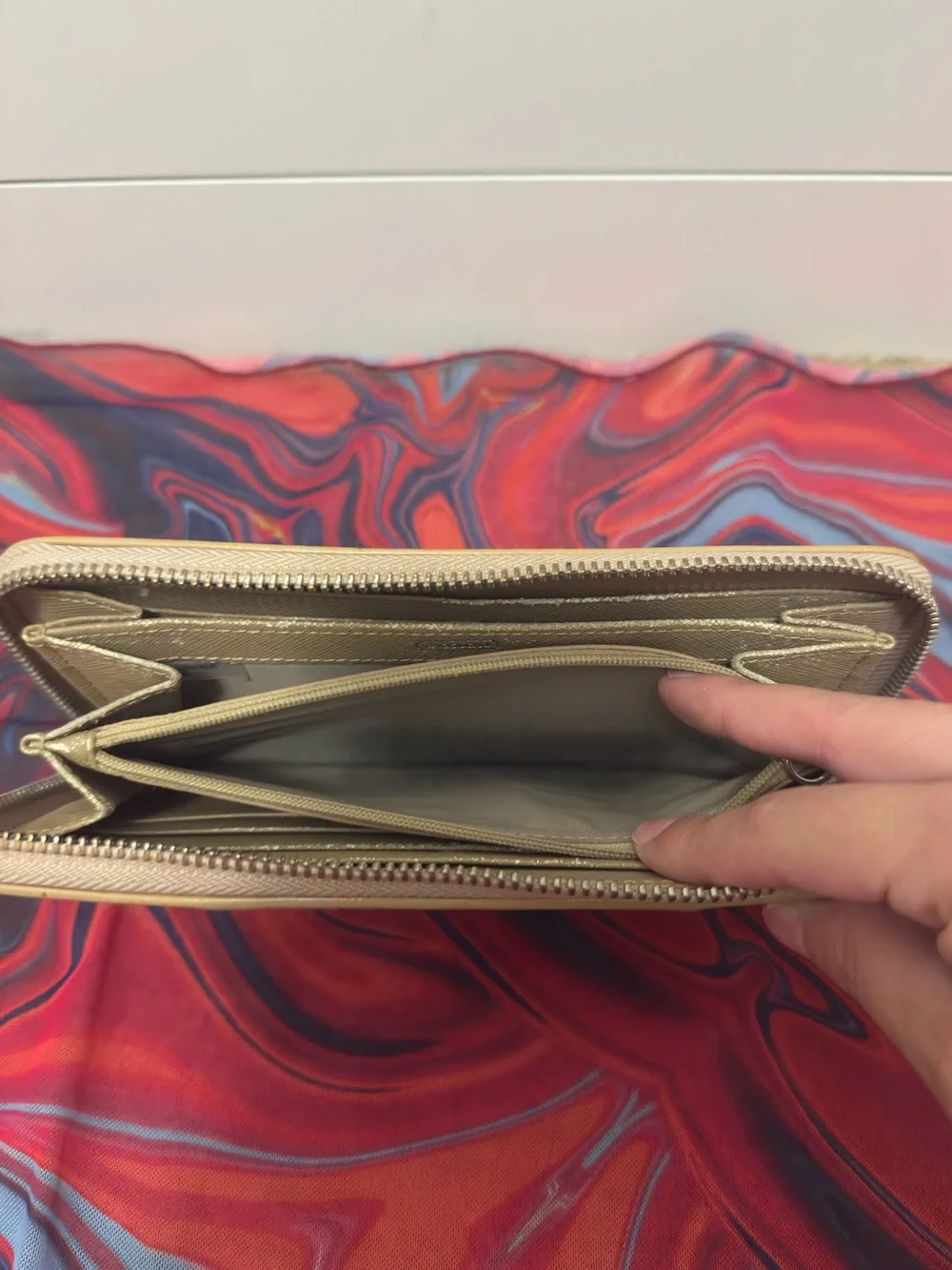 Vintage Y2K Coach Poppy Graffiti Metallic Multicolor Accordion Zip Wallet 🤍