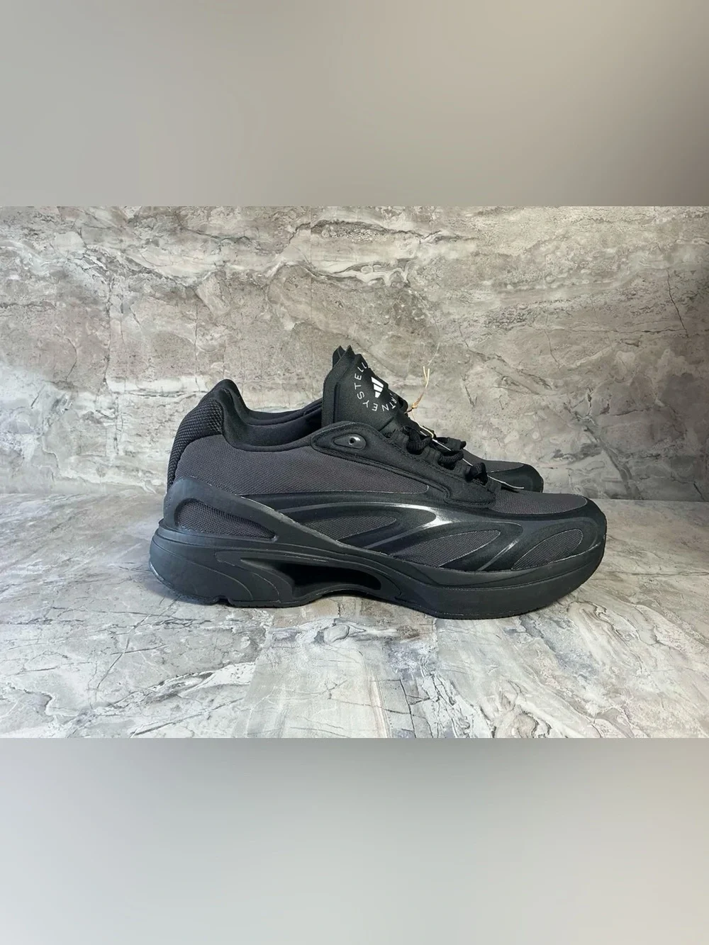 Adidas SPORTSWEAR  2000 SHOES