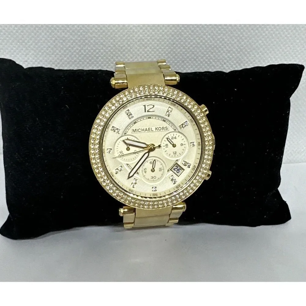 Michael Kors MK5632 Women's Gold Tone Analog Dial Quartz Wrist Watch NUL50