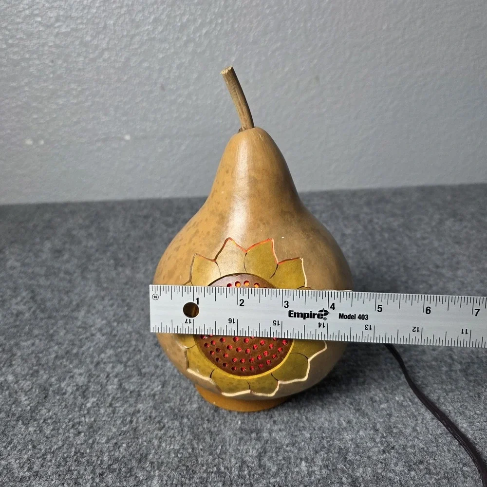 Meadowbrooke Gourds handcrafted light