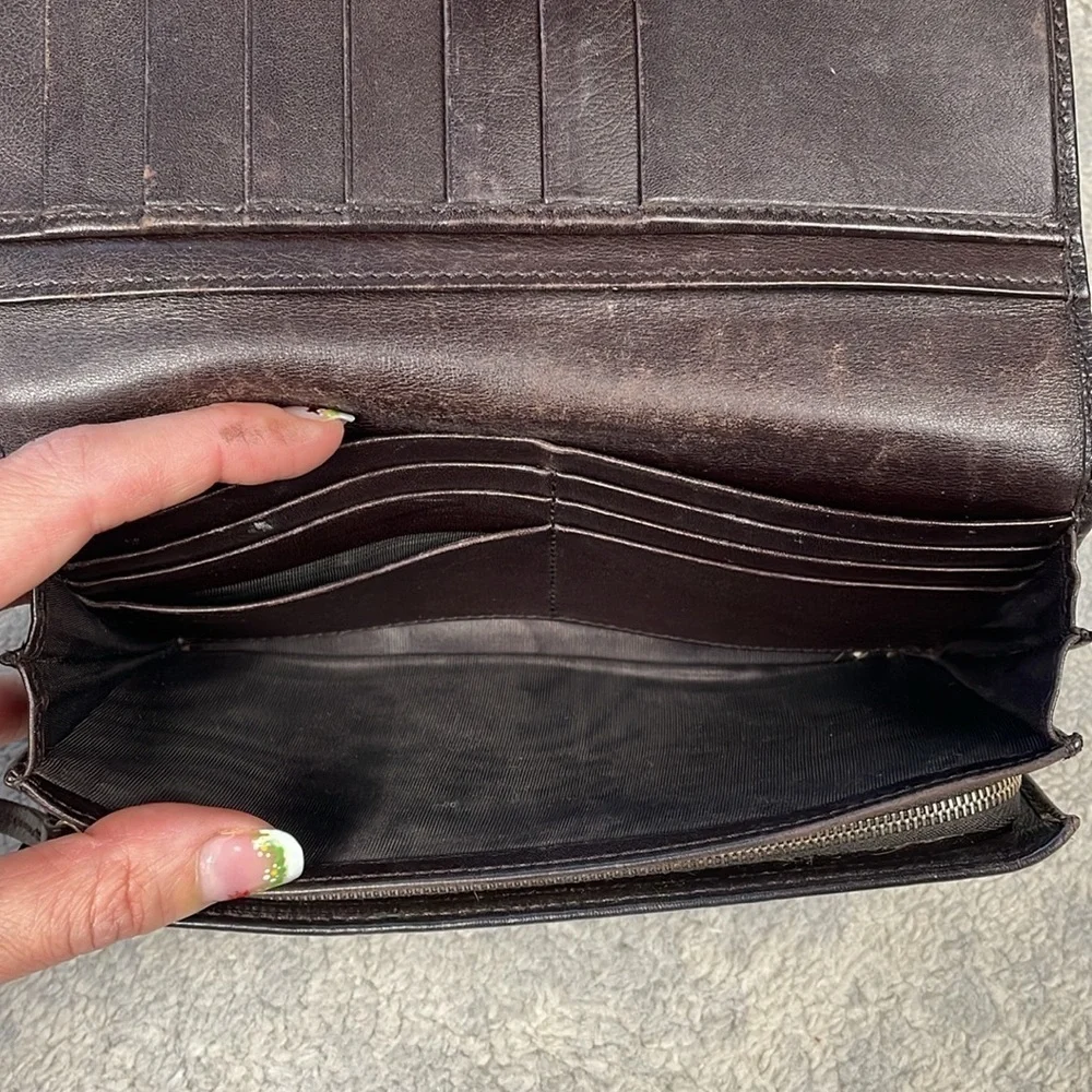 Gucci leather embossed