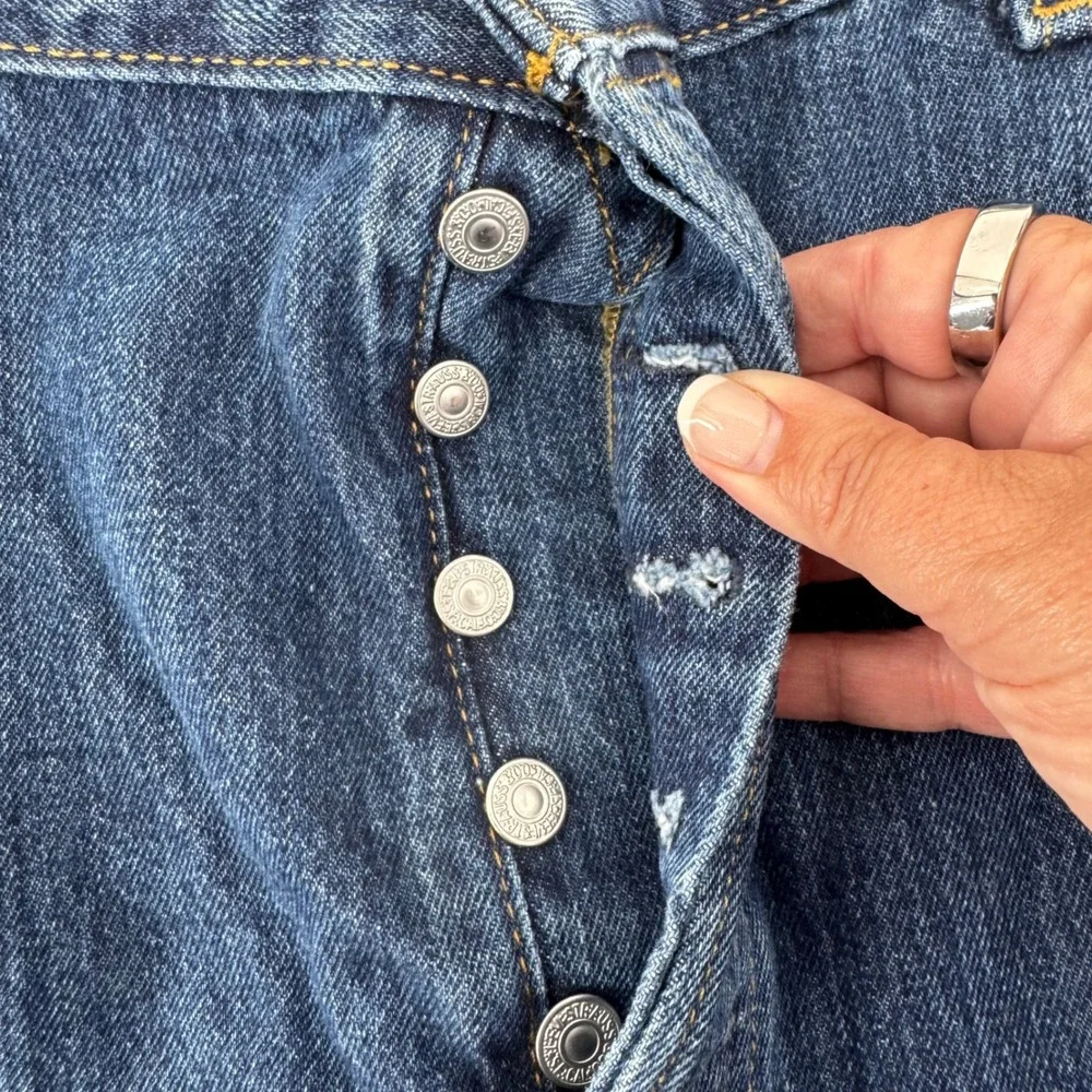 Levis timeless traditional back