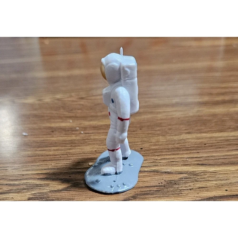 N/A nasa astronaut