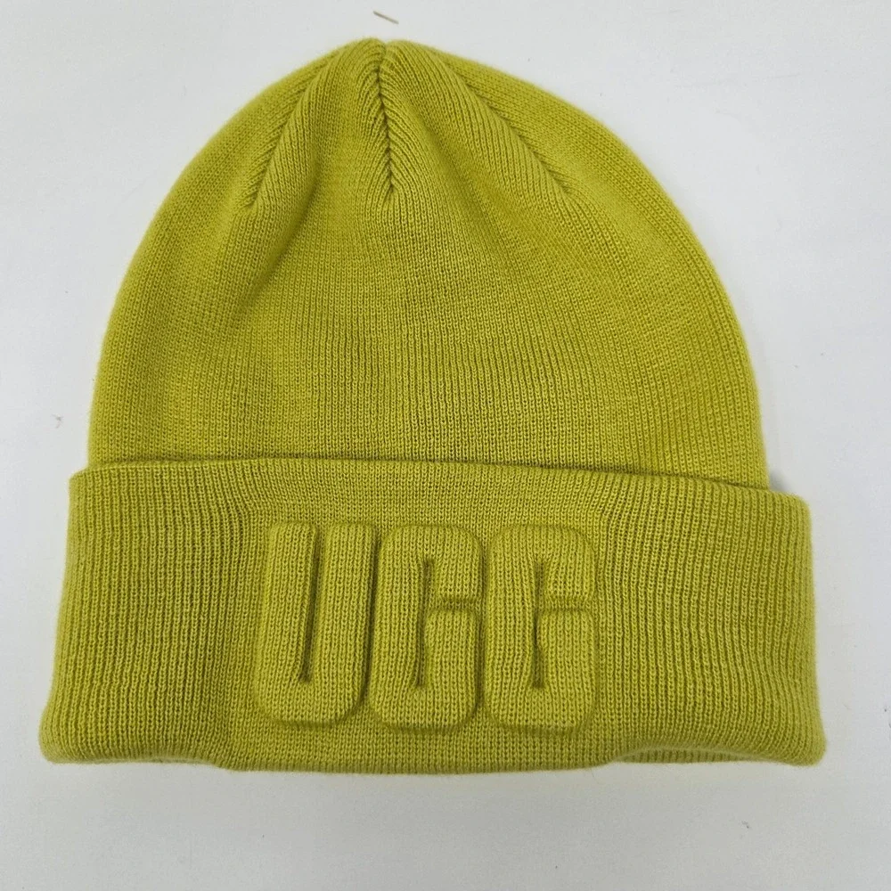 UGG Beanie Hat Knit Cuffed Embossed Logo  Green Winter‎