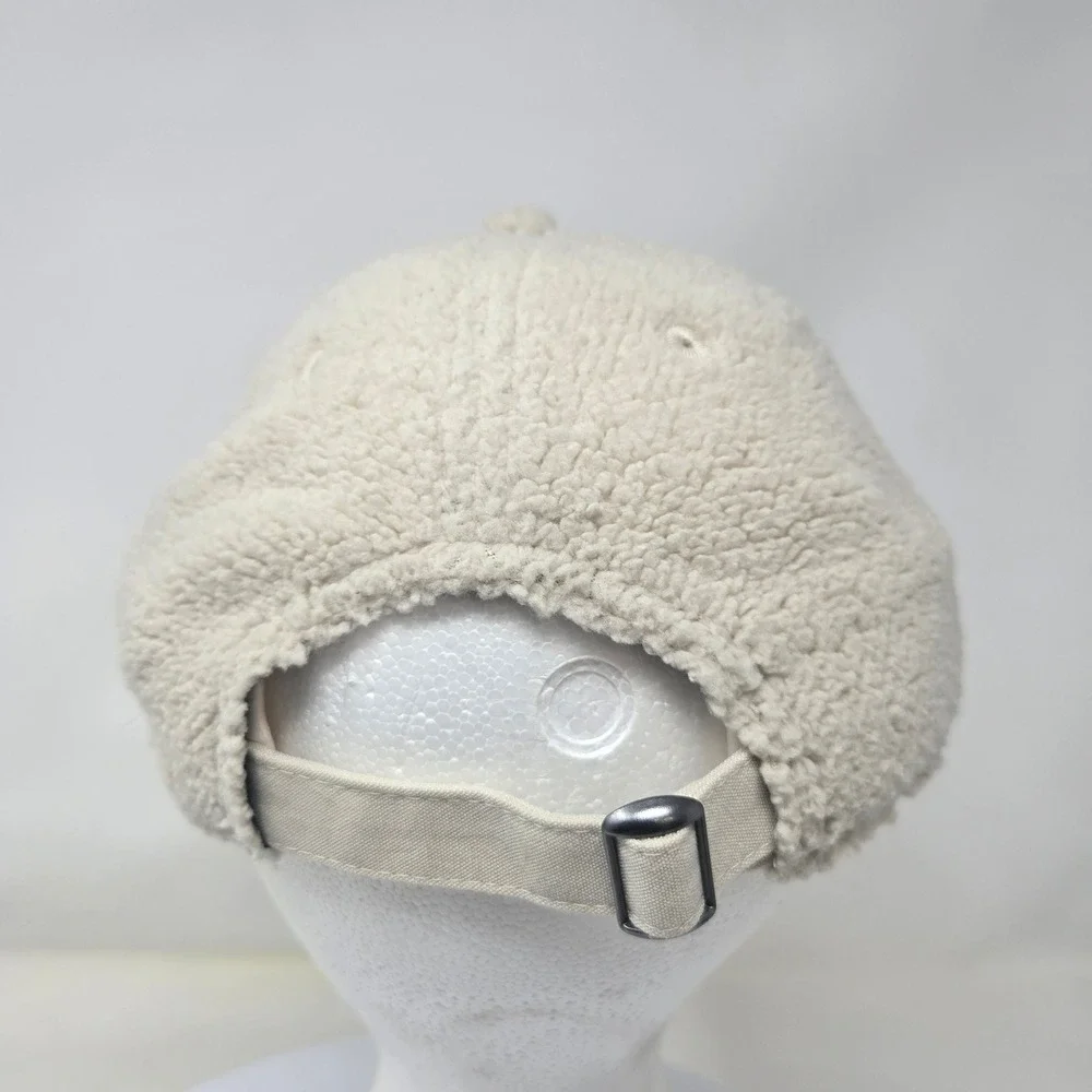 New Era Buffalo Sabres 9TWENTY Women Cream Sherpa Fleece‎ Adjustable Hat Cap