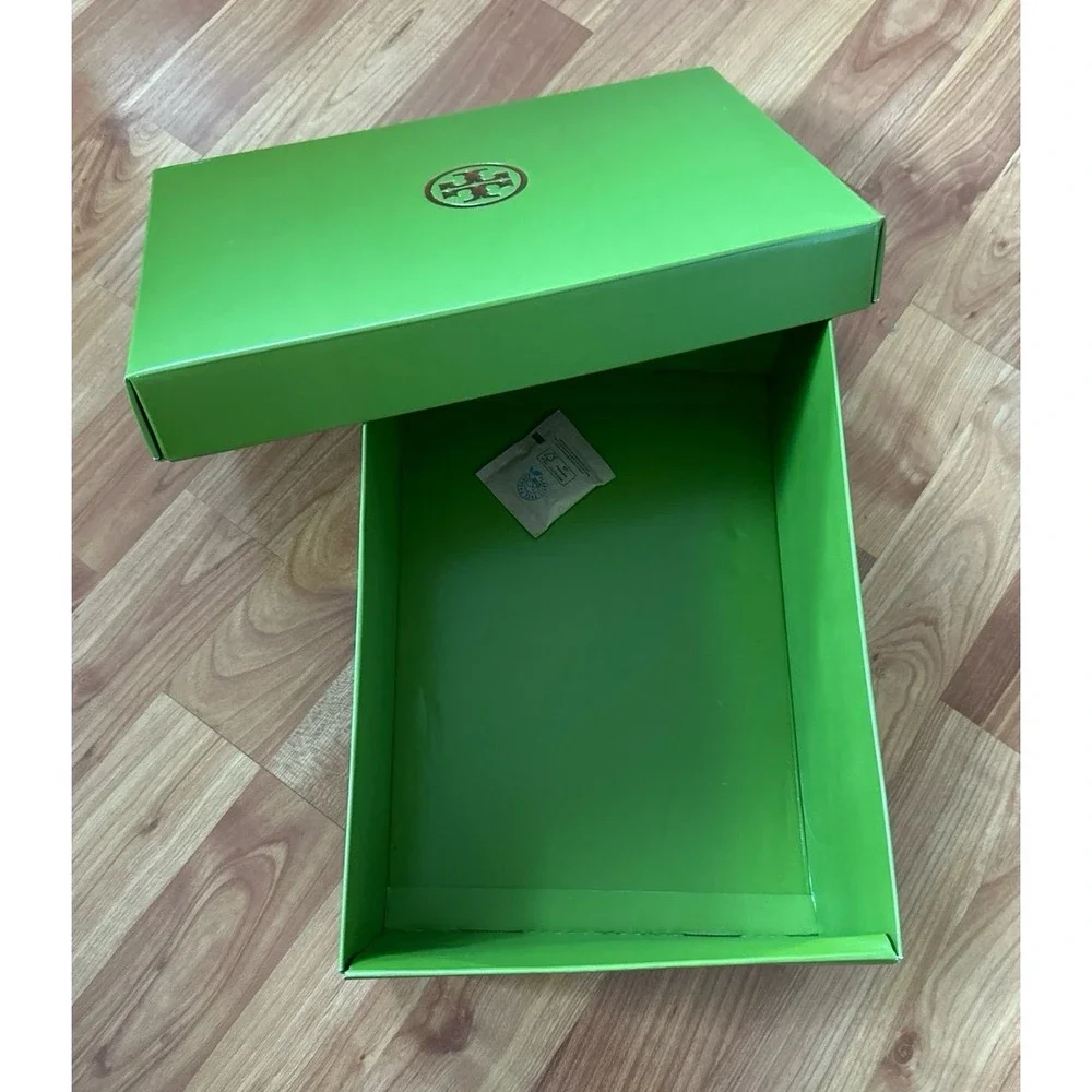 Tory Burch‎ empty shoe box