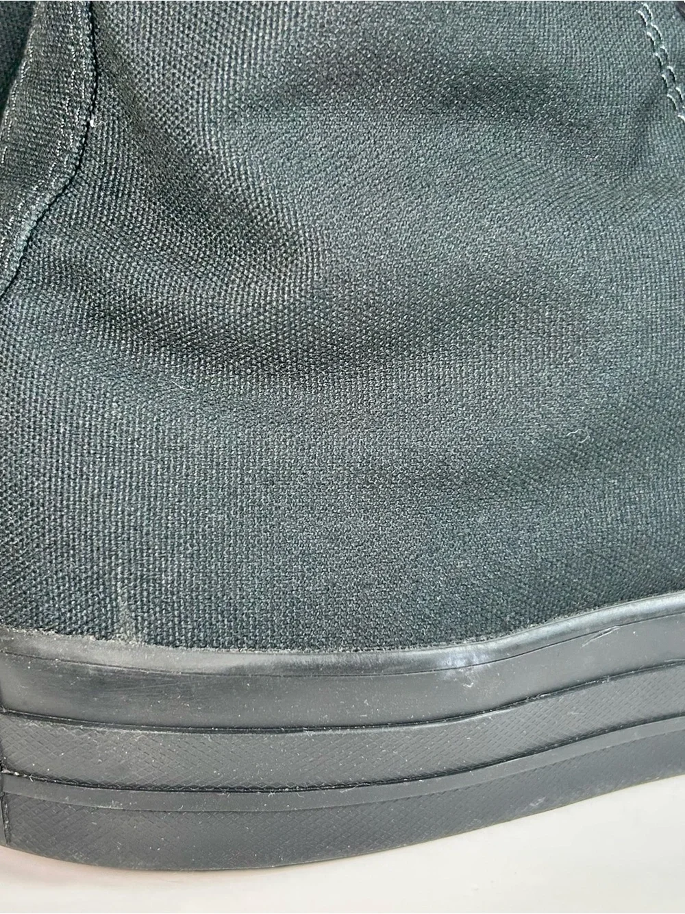 Converse all black