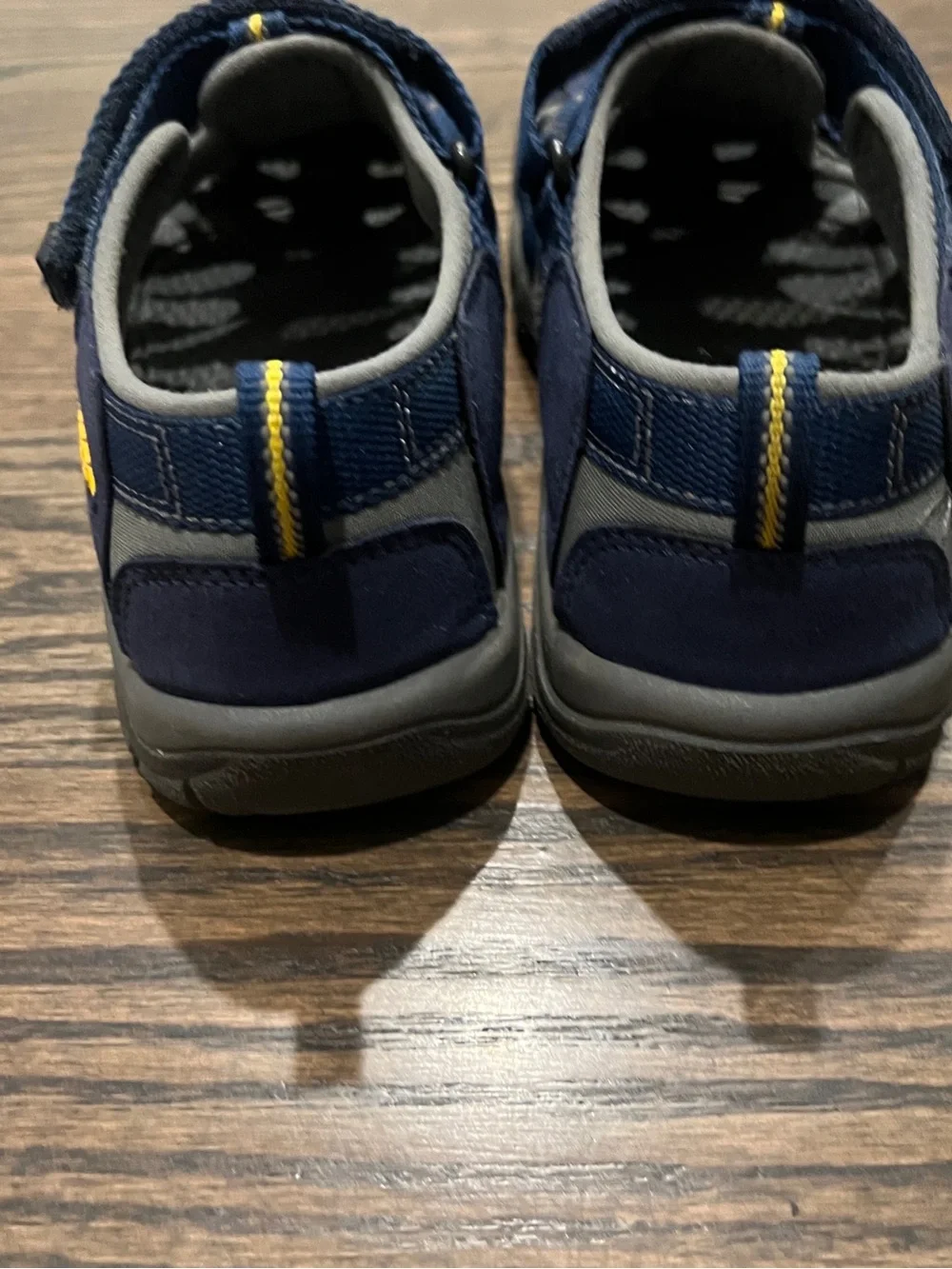 Keen durable navy