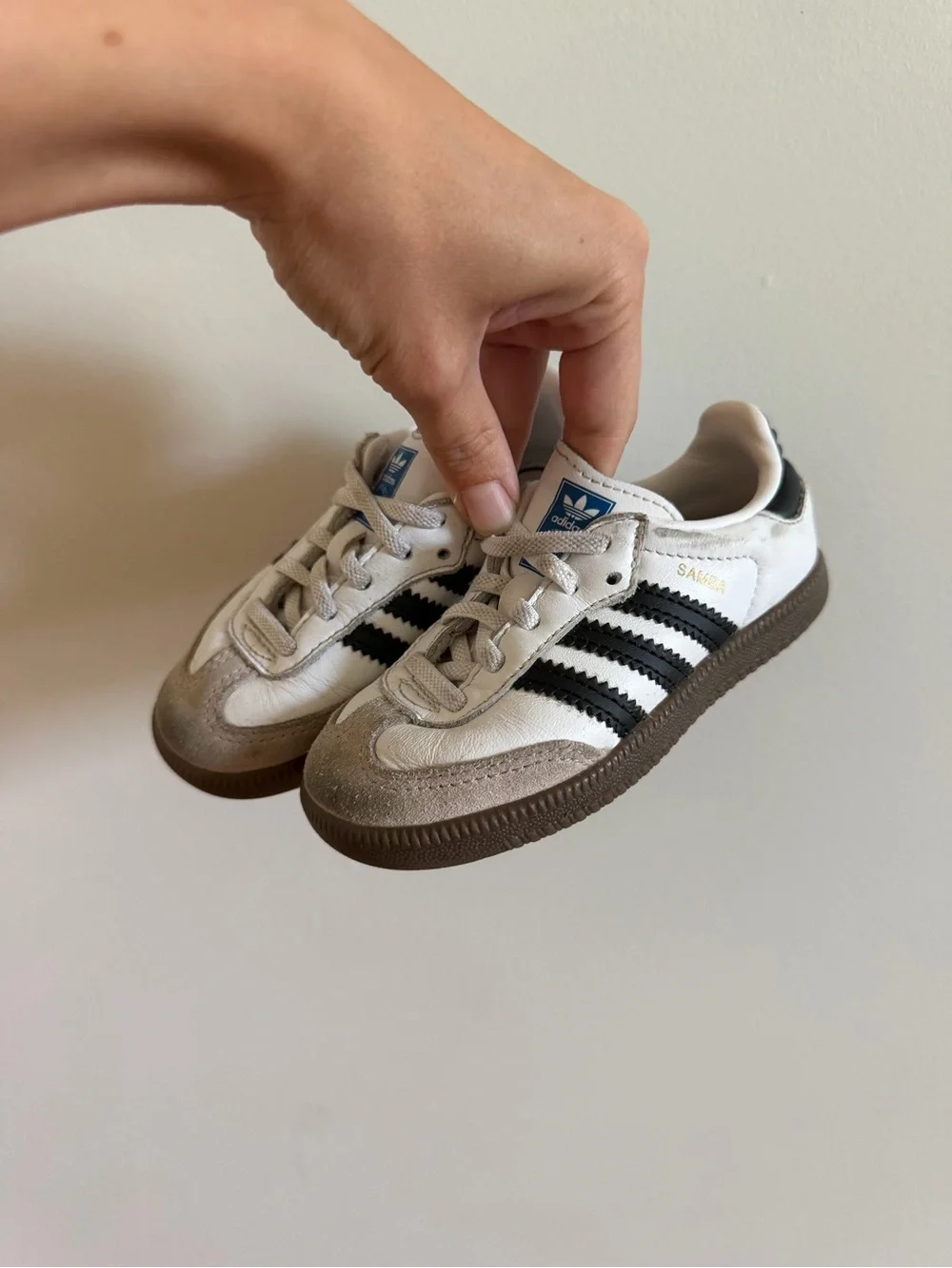 adidas White & Black Retro Low-Top Sneakers toddler shoes US7