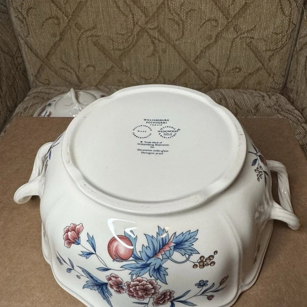 Wedgwood excellent