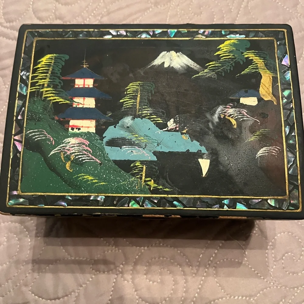 N/A vintage black