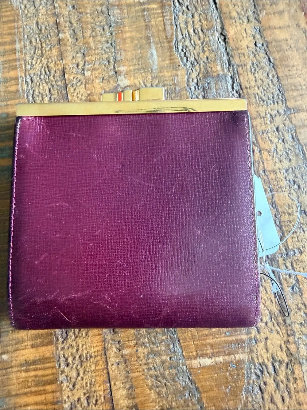 Cartier elegant compact