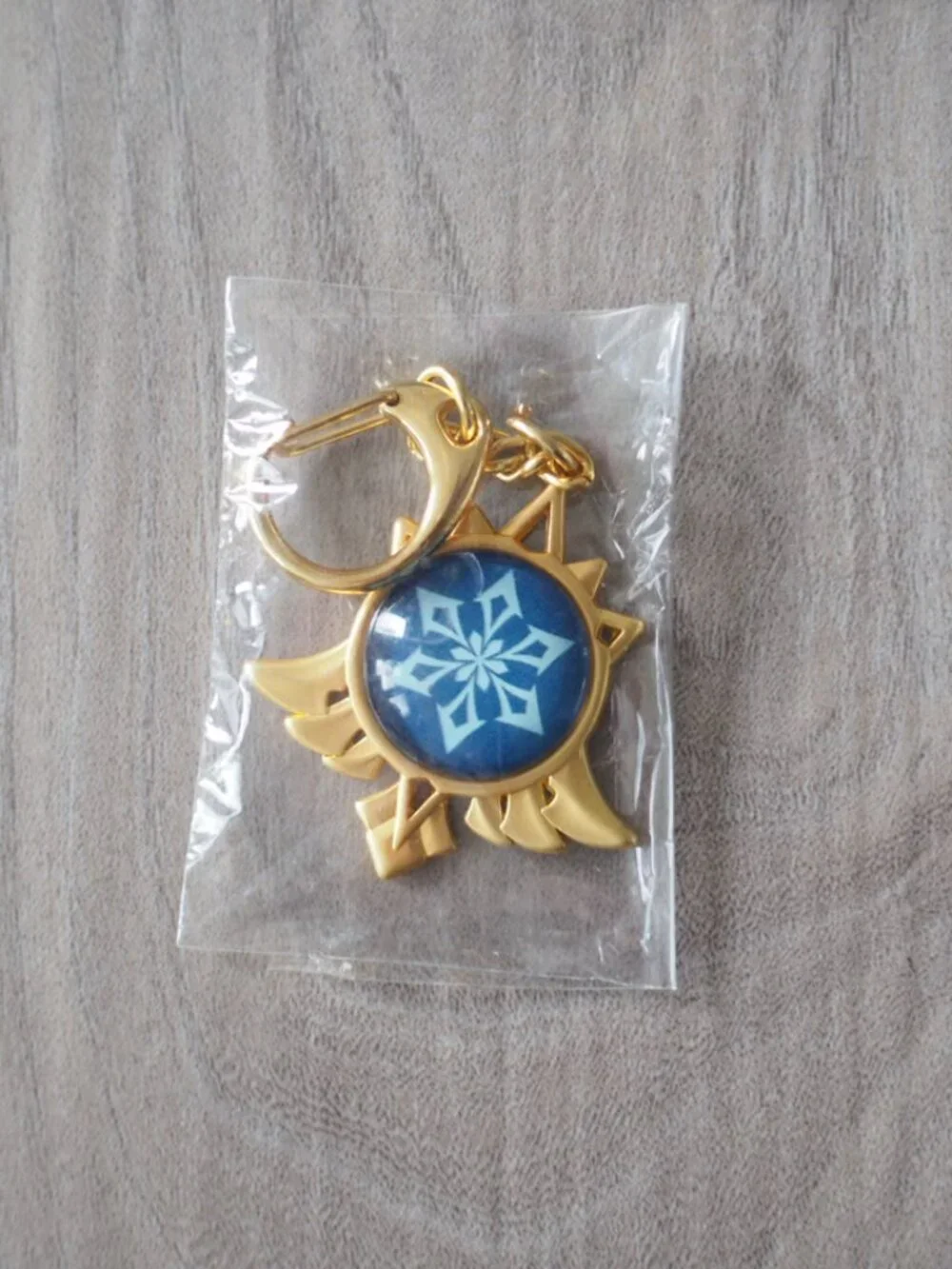 Brand New Genshin Impact Vision Keychain Set of 3 Anemo Cryo Hydro Gold