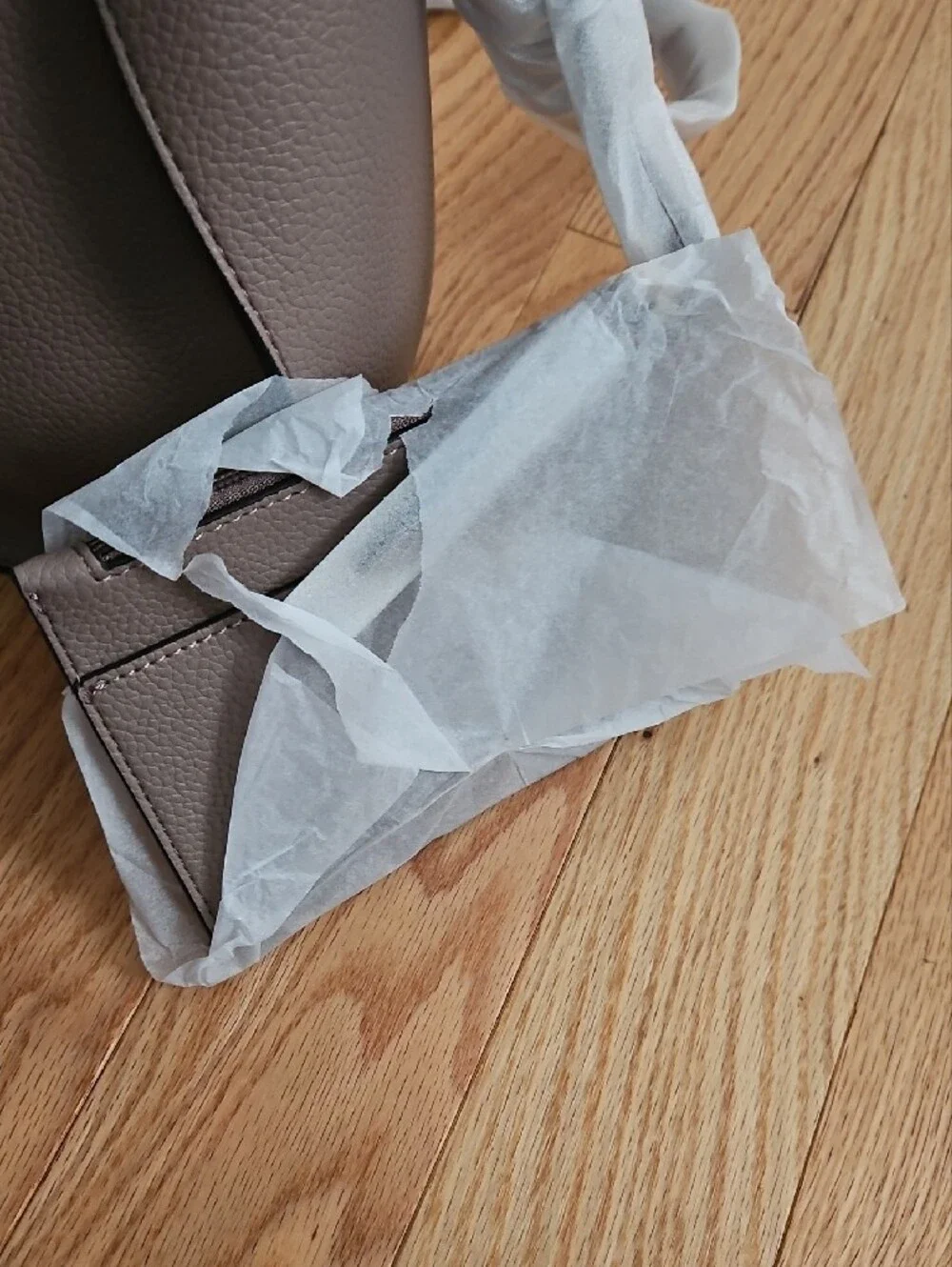 Calvin Klein compact calvin