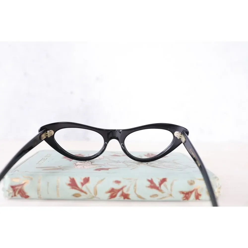 Unbranded these have