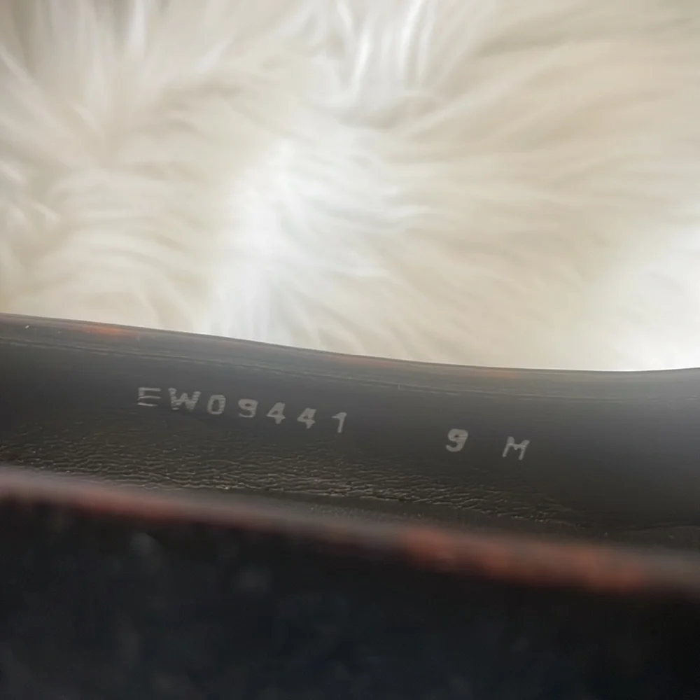 Stuart Weitzman stuart weitzman
