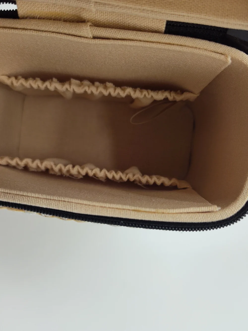 CHANEL BEAUTÉ Les Beiges Woven Beauty Organizer Case NIB With Box
