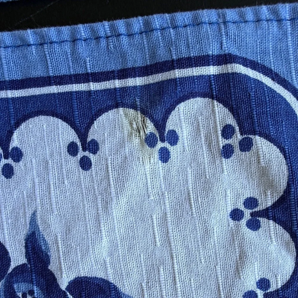 Unbranded vintage blue