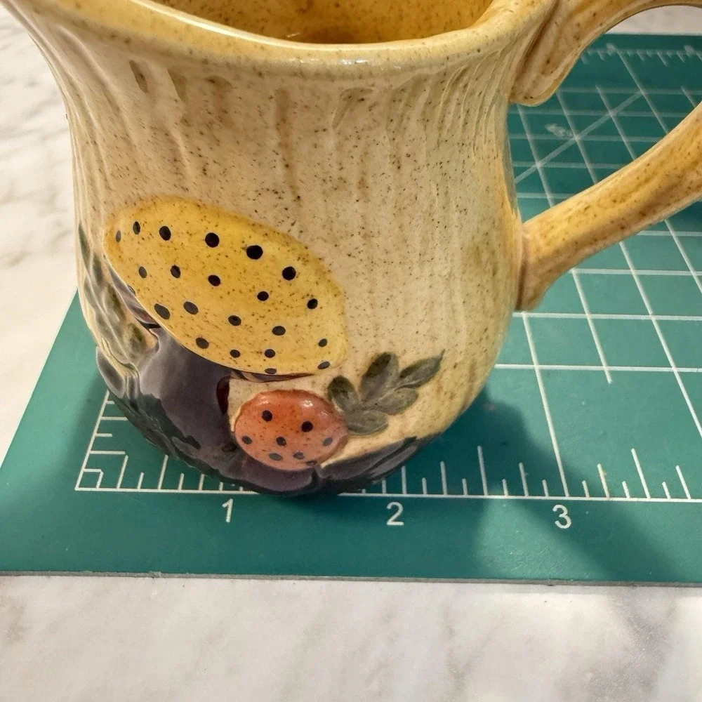 N/A pitcher ceramic mini