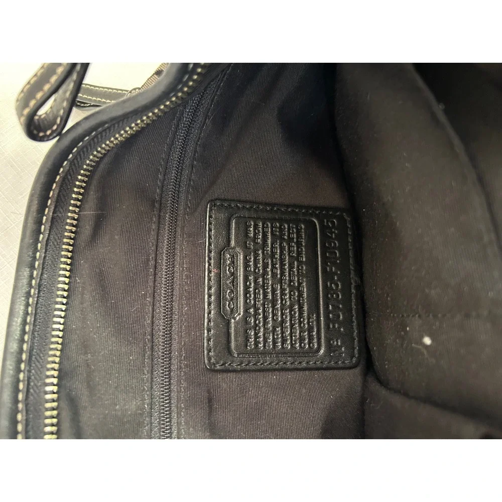 Coach shoulder bag