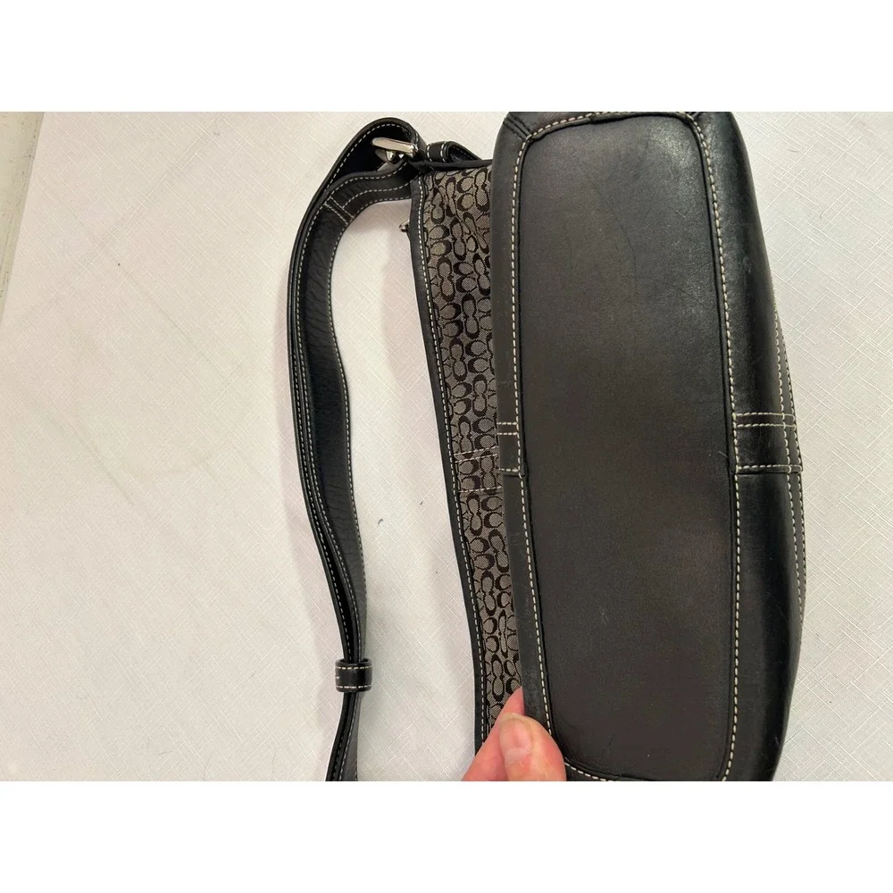 Coach shoulder bag