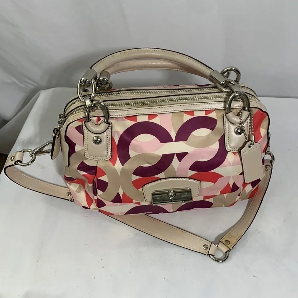Coach preloved second