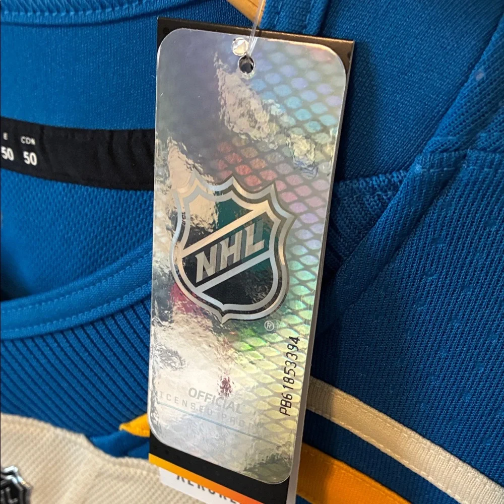 Adidas Men’s Official NHL STL Blue Cream Gold Hockey Jersey 50 NWT