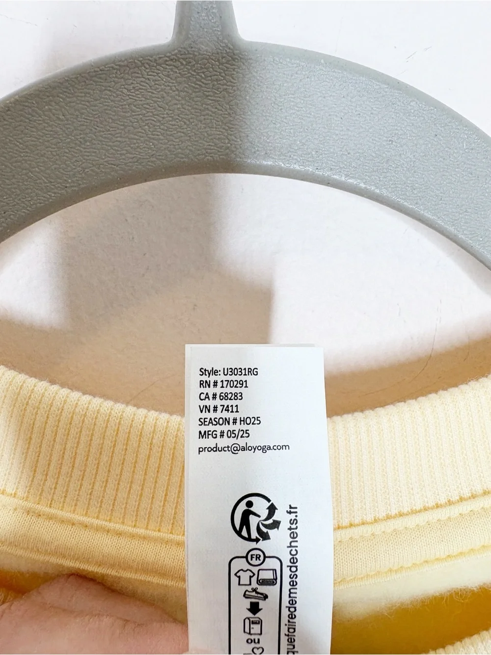 Alo Accolade Crew Neck Pullover Sweatshirt Yellow Medium