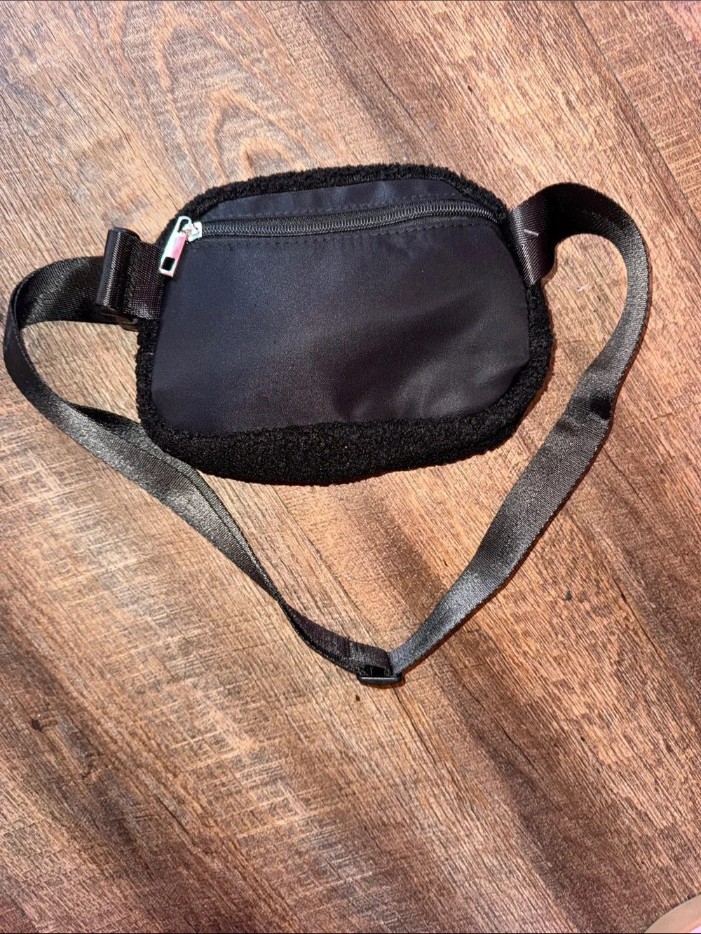 Living Royal compact black