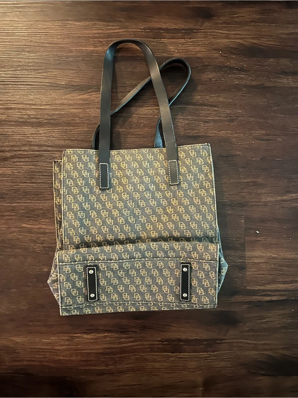 Dooney & Bourke dooney bourke