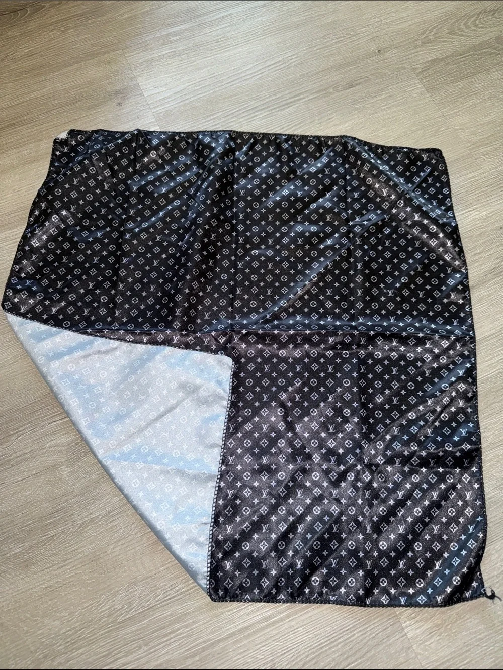 Louis Vuitton Black Gray Monogram Silk Scarf