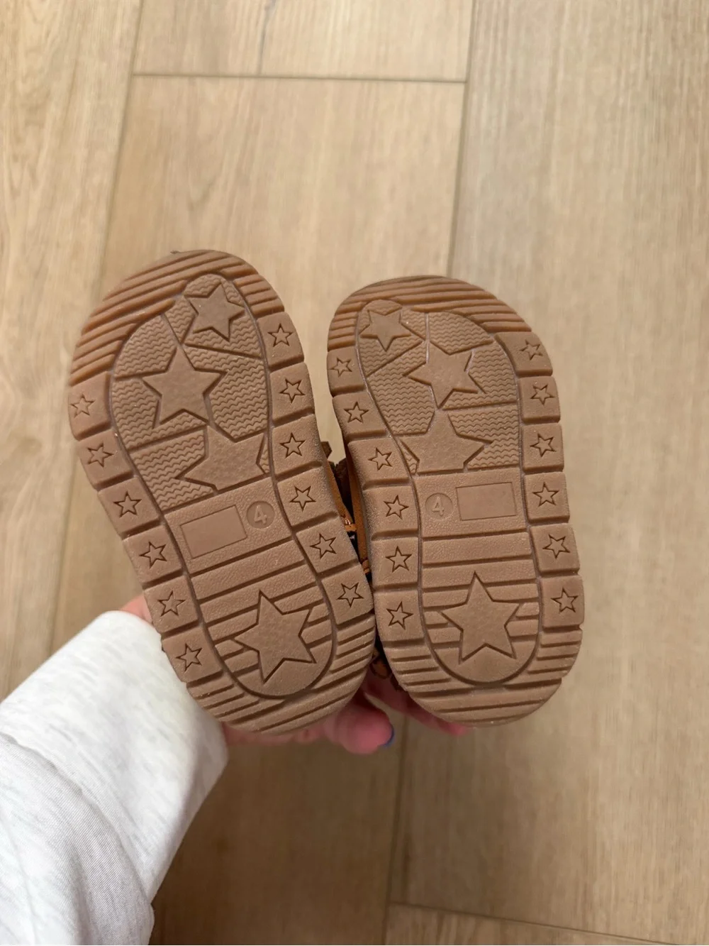 Carters soft suede