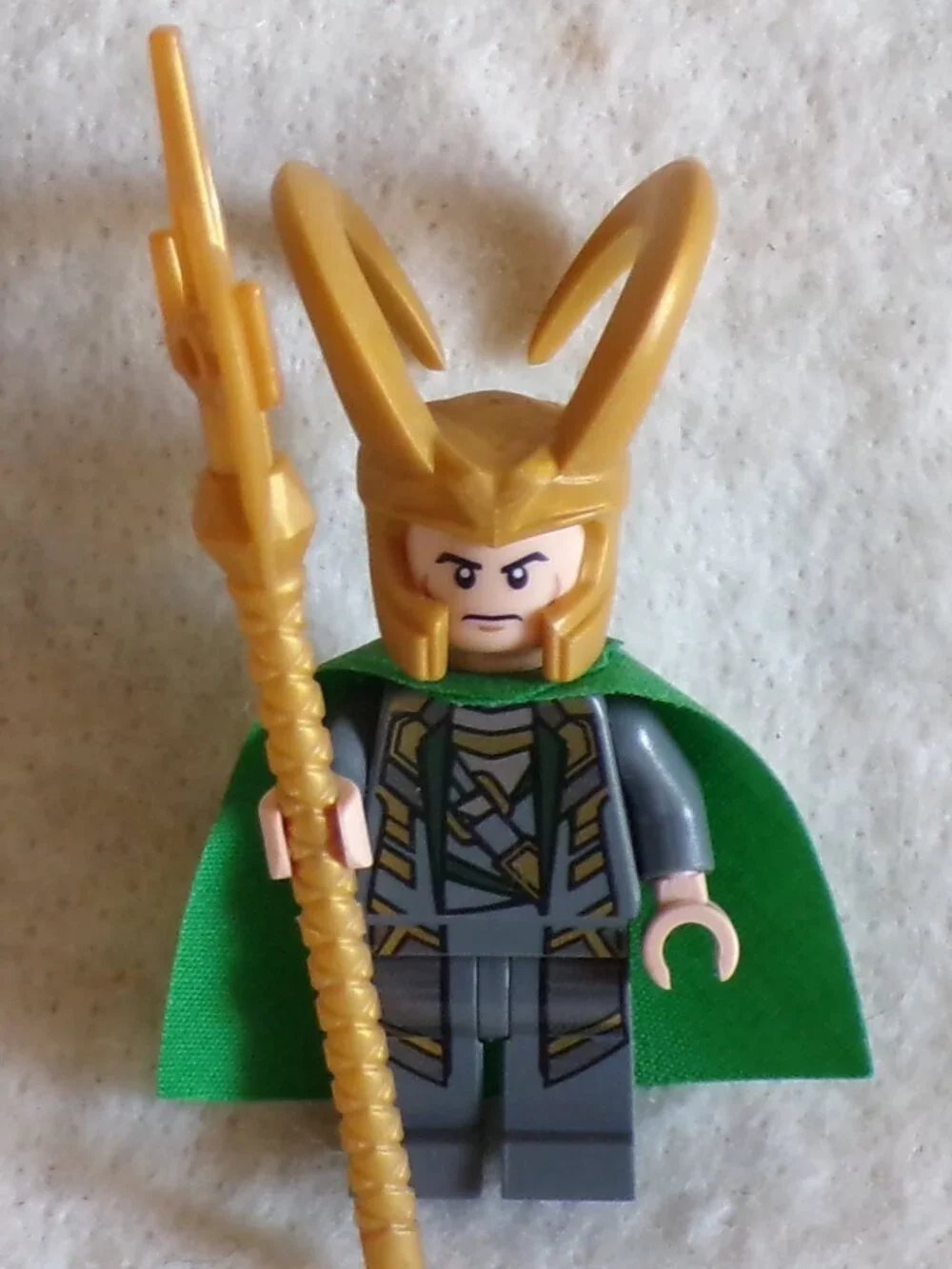 Lego loki minifig