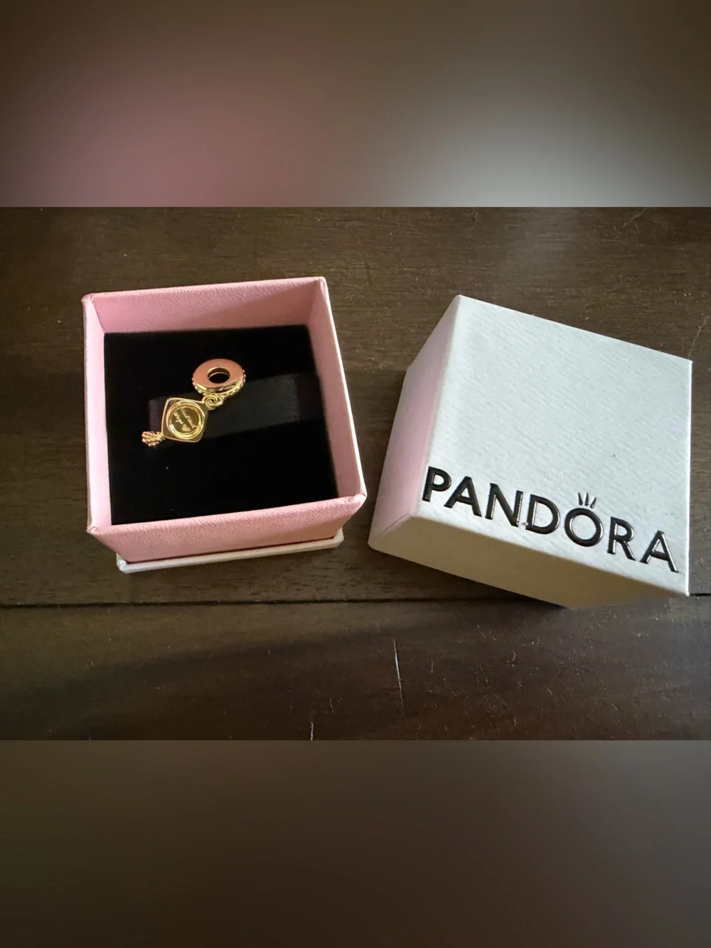 Pandora genuine dangle