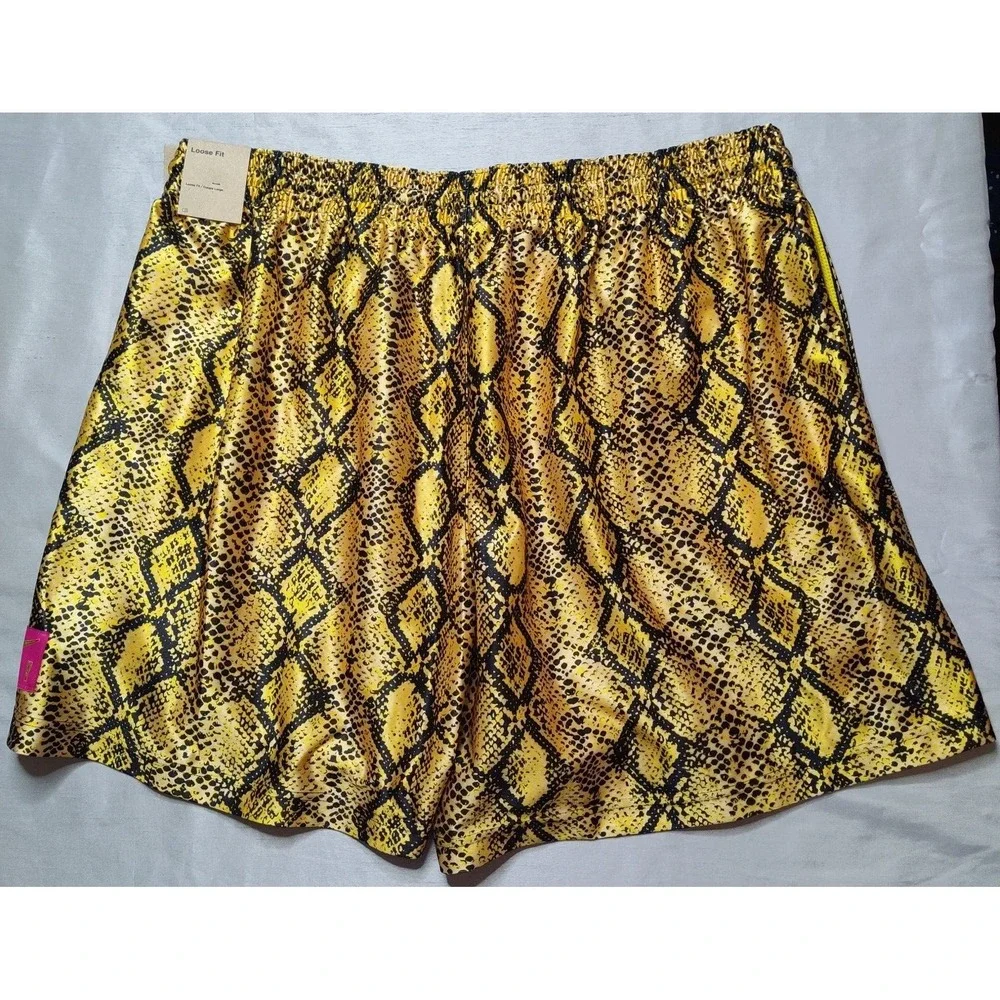 Nike vivid sizes item
