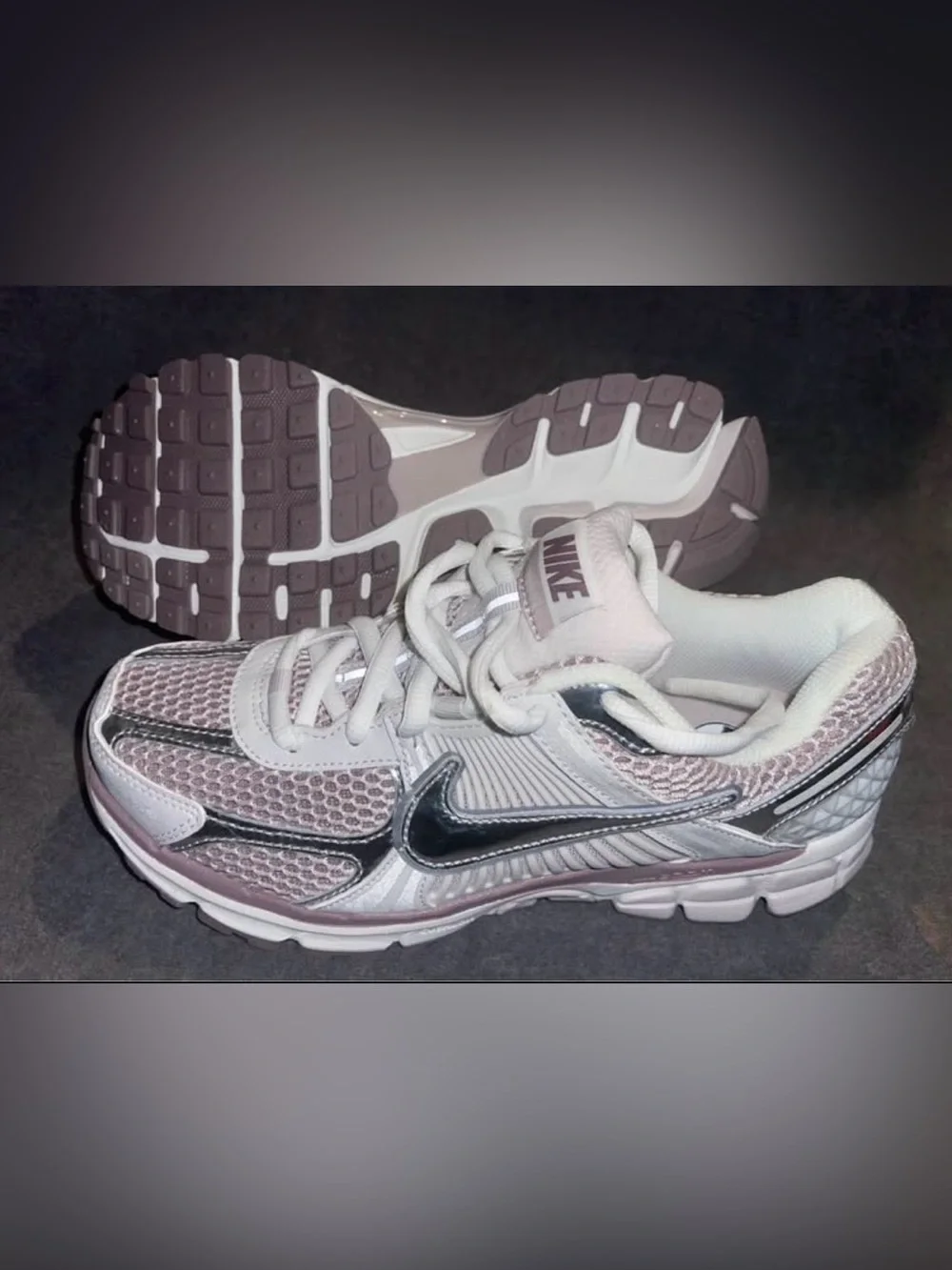 Nike Vomero Women's Sneakers size 9.5