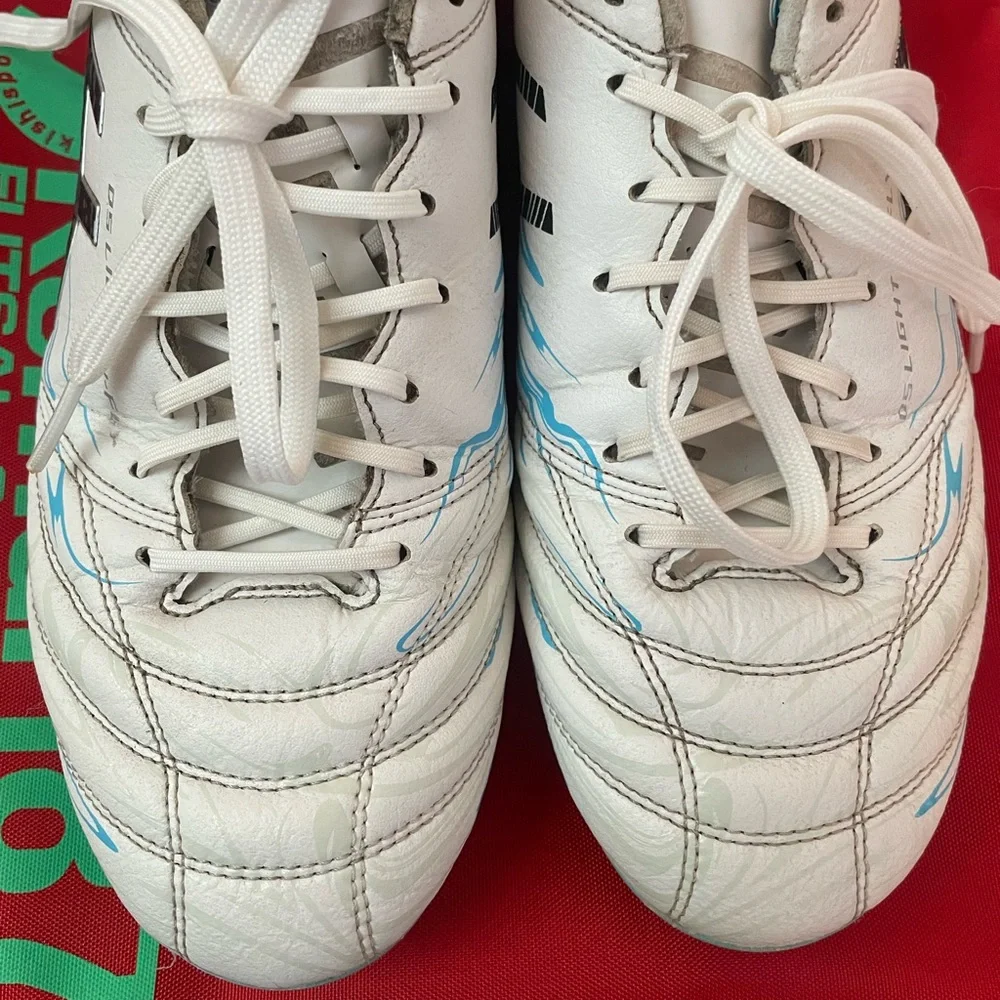 asics soccer cleats