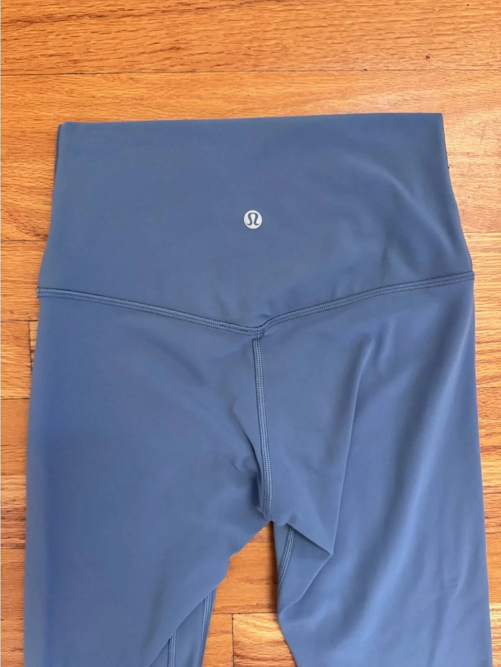 lululemon athletica minimalist casual