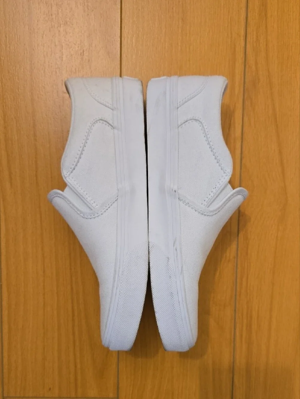 Vans smooth slip