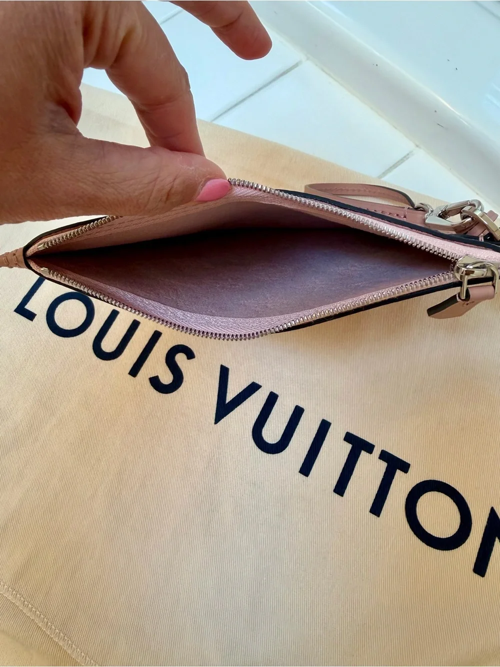 Louis Vuitton stylish louis