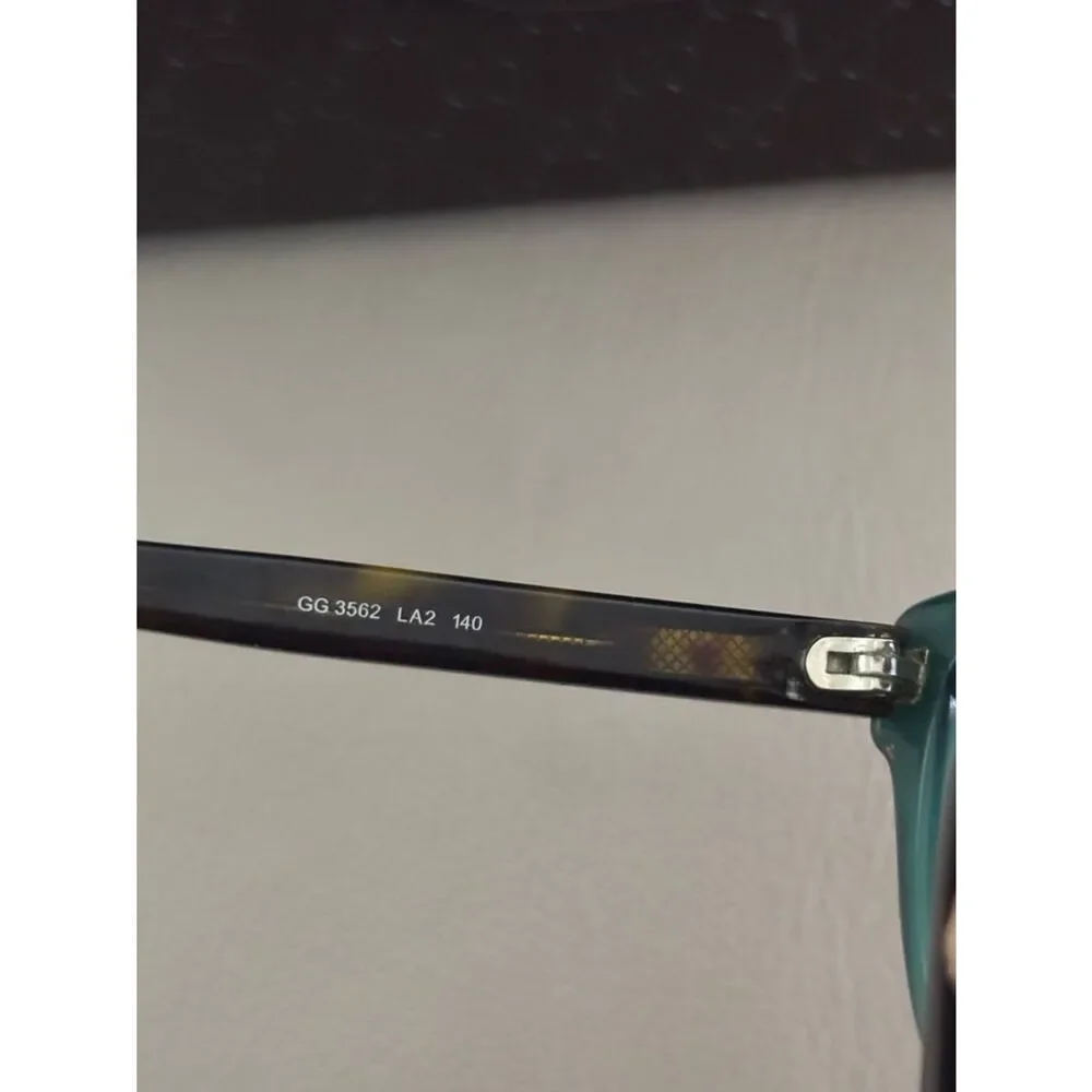 Gucci elegant rectangular